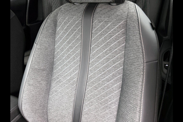 Peugeot 208 1.2 100PK Allure CAMERA | 1/2 LEER | SPOILER | DODEHOEK-DETECTIE