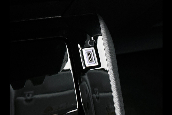 Peugeot 208 1.2 100PK Allure CAMERA | 1/2 LEER | SPOILER | DODEHOEK-DETECTIE