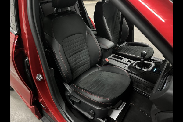 Ford Kuga 1.5 EcoBoost ST-Line X *All-in Prijs* | Trekhaak | Adapt. cruise | Verwarmde voorruit | Stoel-/Stuur verwarming | Carplay | *1800 kg Trekgewicht