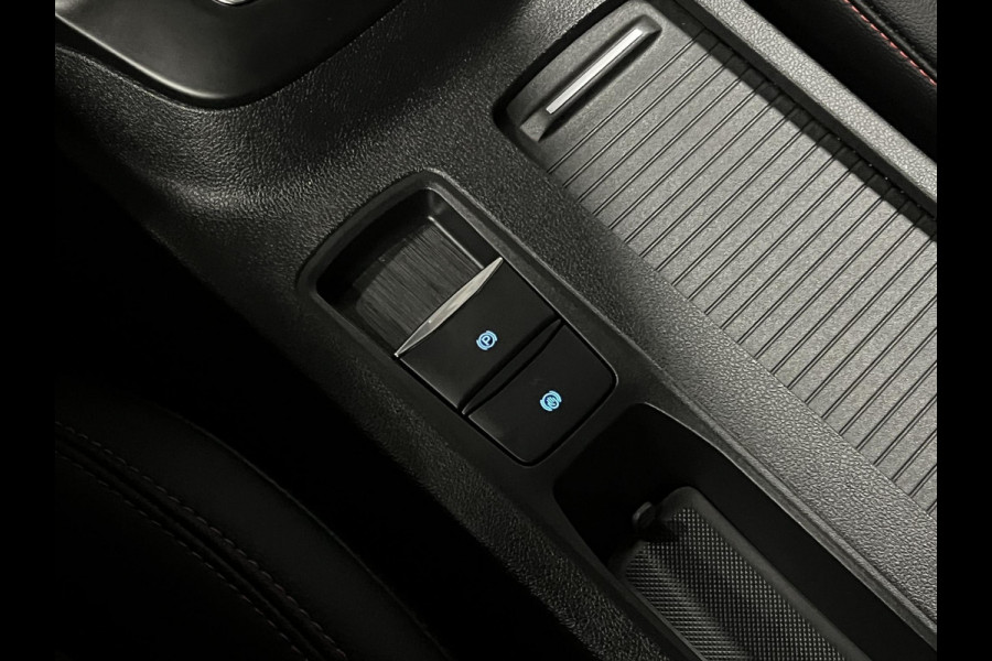 Ford Kuga 1.5 EcoBoost ST-Line X *All-in Prijs* | Trekhaak | Adapt. cruise | Verwarmde voorruit | Stoel-/Stuur verwarming | Carplay | *1800 kg Trekgewicht