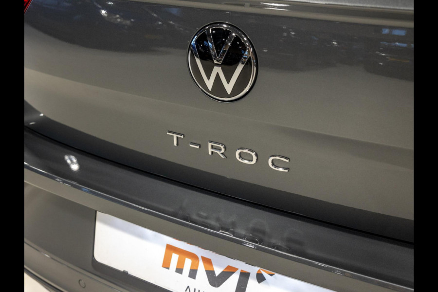 Volkswagen T-Roc 1.5 TSI R-Line Edition / 150pk / Stoel en stuur verwarming / Achteruitrij camera / Keyless /