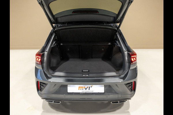 Volkswagen T-Roc 1.5 TSI R-Line Edition / 150pk / Stoel en stuur verwarming / Achteruitrij camera / Keyless /