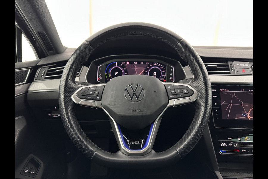 Volkswagen Passat 1.4 TSI PHEV GTE Business (INCL-BTW) Aut. *FULL-LED | DIGI-COCKPIT | ADAPTIVE-CRUISE | NAVI-FULLMAP | KEYLESS | DAB+ | COMFORT-SEATS | SHIFTPADDLES | PRIVACY-GLASS | PDC | CAMERA | CARPLAY | 17''ALU*