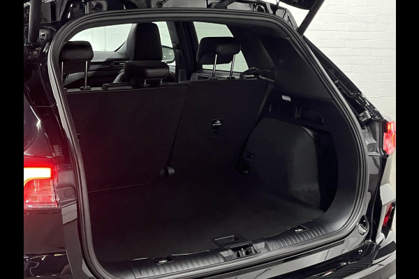 Ford Kuga 1.5 EcoBoost ST-Line X *All-in Prijs* | Trekhaak | Open dak | Adapt. cruise | Verwarmde voorruit | Stoel-/Stuur verwarming | Carplay | *1800 kg Trekgewicht