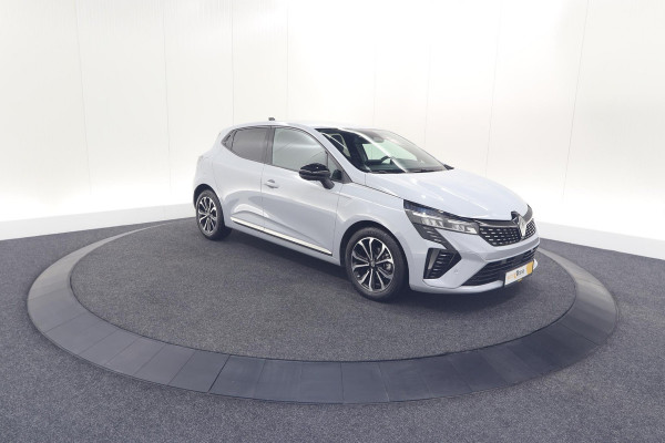 Renault Clio TCe 90 GPF techno | 360 Camera | Adaptieve Cruise Control | Navigatie | 9.3 Inch Groot Scherm