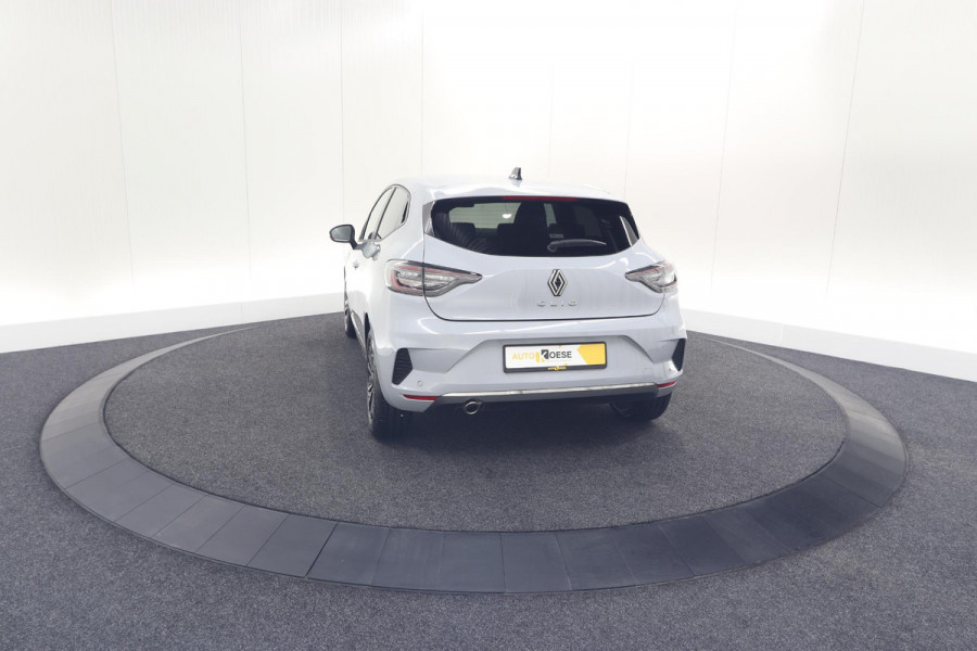 Renault Clio TCe 90 GPF techno | 360 Camera | Adaptieve Cruise Control | Navigatie | 9.3 Inch Groot Scherm