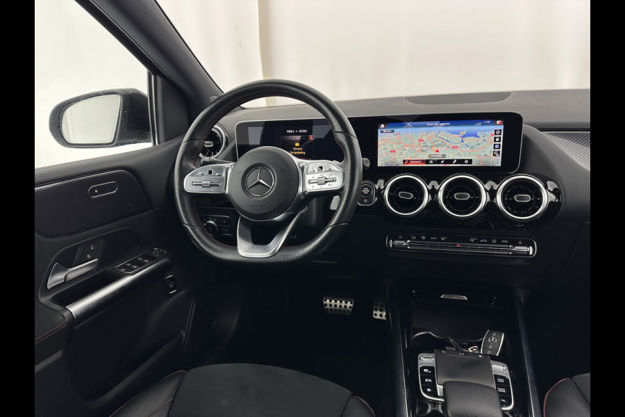 Mercedes-Benz B-Klasse 180 AMG-Line Business Solution (INCL-BTW) *LEATHER-MICROFIBRE | WIDESCREEN-COCKPIT | FULL-LED | BLINDSPOT | CAMERA | NAVI-FULLMAP | DAB+ | ECC | SHIFTPADDLES | CRUISE | HEATED-SPORTSEATS | TOWBAR | 18''ALU*