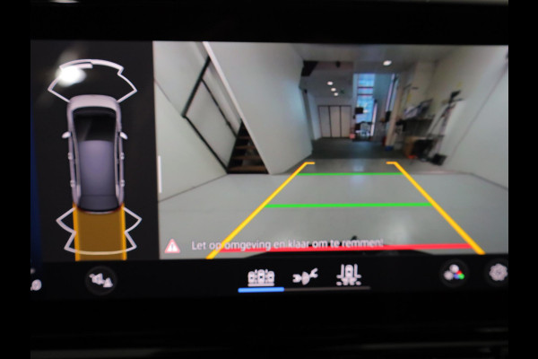 Volkswagen ID.3 First Plus 58 kWh Camera| Navigatie| 19'LMvelgen| Matrix LED| SOH 90%