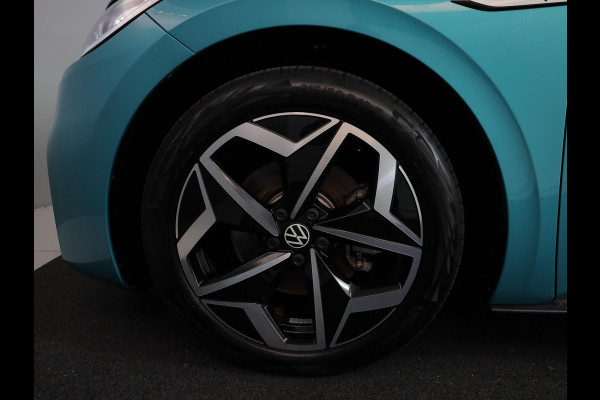 Volkswagen ID.3 First Plus 58 kWh Camera| Navigatie| 19'LMvelgen| Matrix LED| SOH 90%