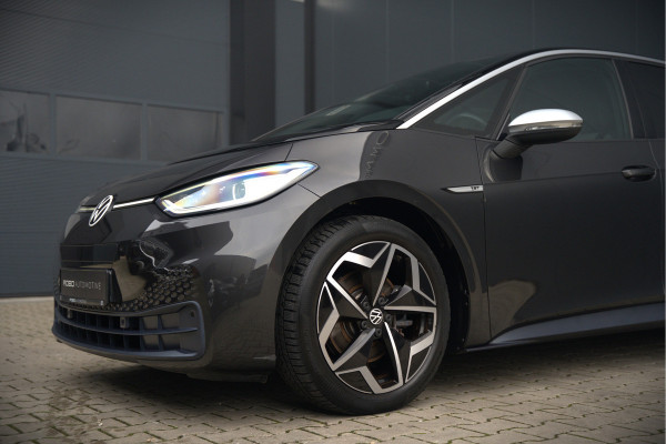 Volkswagen ID.3 First Plus 58 kWh | Stoelverwarming | Stuurverwarming | Camera | Adaptive Cruise Control | Navigatie | Keyless | Parkeersensoren | LED | Apple Carplay | BTW | NAP |