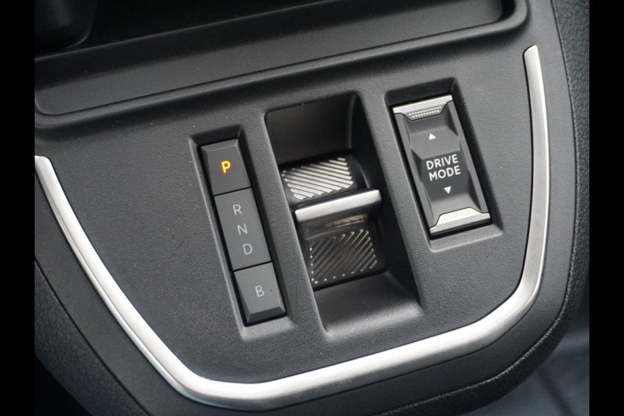 Opel Vivaro Electric L3 75 kWh | tot 8 jaar garantie | navigatie incl. Apple Carplay | airco | parkeersensoren | e-Call pakket | 3 zitplaatsen | rijklaarprijs