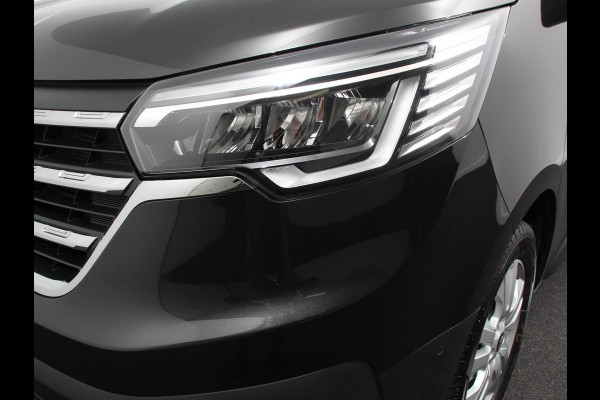 Renault Trafic 2.0 DCi 150pk T30 L2H1 Advance Navigatie Airco Lichtmetalen velgen Betimmering Trekhaak Camera Parkeer sensoren Dab