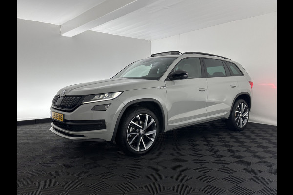 Škoda Kodiaq 1.5 TSI Sportline Business (INCL-BTW) Aut. *PANO | LEATHER-MICROFIBRE | FULL-LED | MEMORY-PACK | DIGI-COCKPIT | NAVI-FULLMAP | CAMERA | DAB+ | AMBIENT-LIGHT | KEYLESS | DAB+ | CARPLAY | PRIVACY-GLASS | 20"ALU*