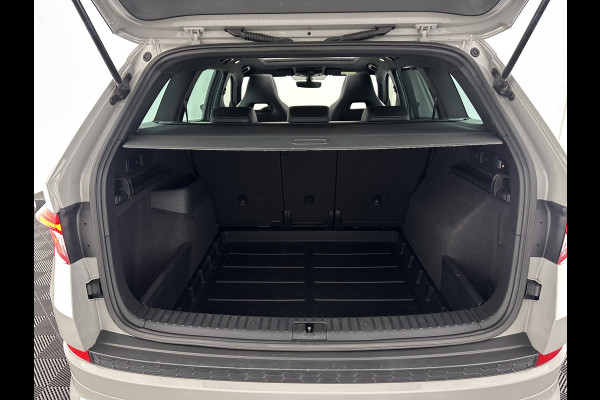 Škoda Kodiaq 1.5 TSI Sportline Business (INCL-BTW) Aut. *PANO | LEATHER-MICROFIBRE | FULL-LED | MEMORY-PACK | DIGI-COCKPIT | NAVI-FULLMAP | CAMERA | DAB+ | AMBIENT-LIGHT | KEYLESS | DAB+ | CARPLAY | PRIVACY-GLASS | 20"ALU*