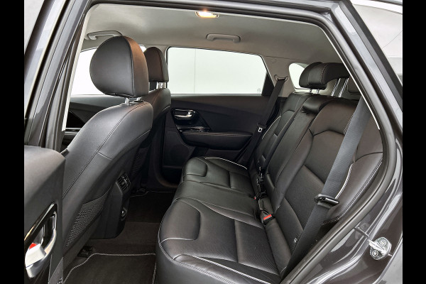 Kia e-Niro ExecutiveLine 64 kWh (CARPLAY, CAMERA, STOELVERWARMING/KOELING, ADAPTIVE CRUISE, 1e EIGENAAR)