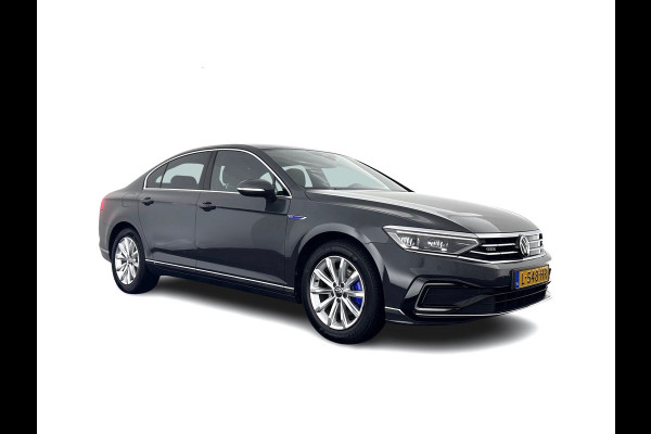Volkswagen Passat 1.4 TSI PHEV GTE Business (INCL-BTW) Aut. *FULL-LED | DIGI-COCKPIT | ADAPTIVE-CRUISE | NAVI-FULLMAP | KEYLESS | DAB+ | COMFORT-SEATS | SHIFTPADDLES | PRIVACY-GLASS | PDC | CAMERA | CARPLAY | 17''ALU*