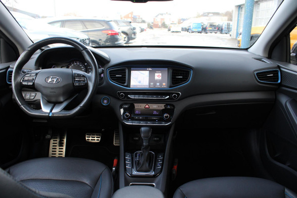 Hyundai IONIQ 1.6 GDi Premium | Stoelverwarming + Koeling | Electrische Stoelen Memory | Schuif/Kanteldak | Camera | Climate Control | Navigatie |