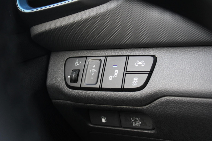 Hyundai IONIQ 1.6 GDi Premium | Stoelverwarming + Koeling | Electrische Stoelen Memory | Schuif/Kanteldak | Camera | Climate Control | Navigatie |
