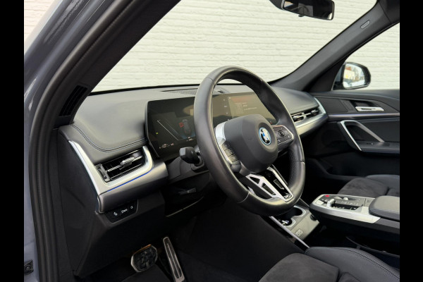 BMW X1 XDrive 25e M-sport Panorama plug-inn Digital Dash Camera Cruise DAB+