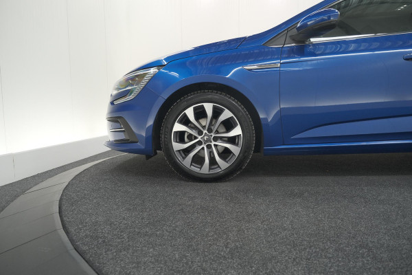 Renault Mégane Estate TCe 140 EDC Techno | Trekhaak | Camera | Navigatie | 9.3 Inch Groot Scherm