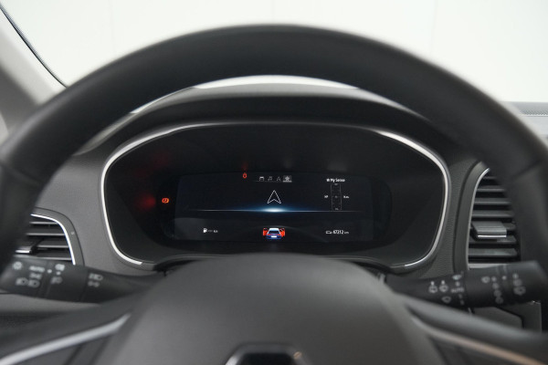 Renault Mégane Estate TCe 140 EDC Techno | Trekhaak | Camera | Navigatie | 9.3 Inch Groot Scherm