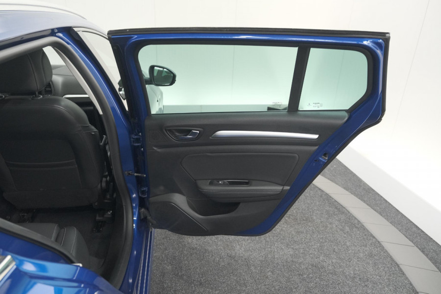 Renault Mégane Estate TCe 140 EDC Techno | Trekhaak | Camera | Navigatie | 9.3 Inch Groot Scherm