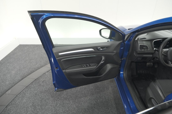 Renault Mégane Estate TCe 140 EDC Techno | Trekhaak | Camera | Navigatie | 9.3 Inch Groot Scherm