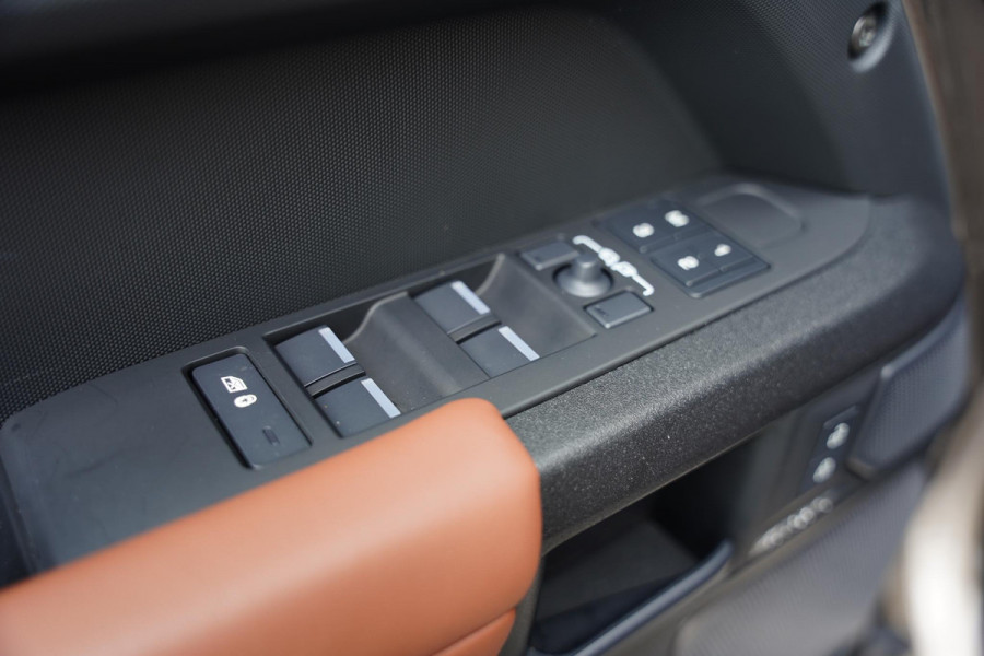 Land Rover Defender 110 P 635 Octa 4.4 Edition One