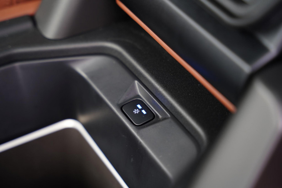 Land Rover Defender 110 P 635 Octa 4.4 Edition One