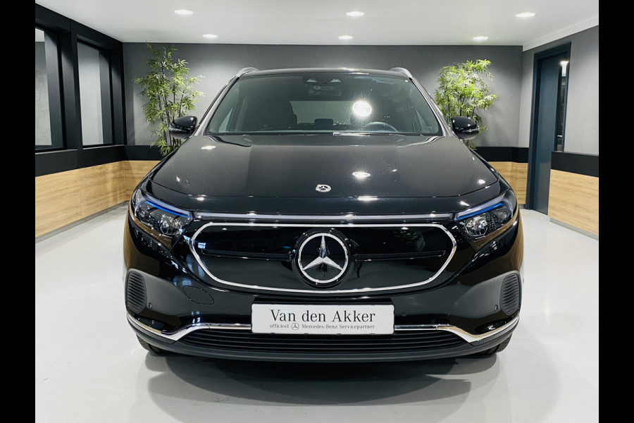Mercedes-Benz EQA 250 // 18" Velgen // Privacy Glass // Easy pack achterklep // Dodehoekassistent // Sfeerverlichting // Apple Play // Android Aut