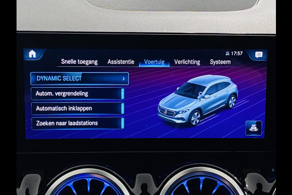 Mercedes-Benz EQA 250 // 18" Velgen // Privacy Glass // Easy pack achterklep // Dodehoekassistent // Sfeerverlichting // Apple Play // Android Aut