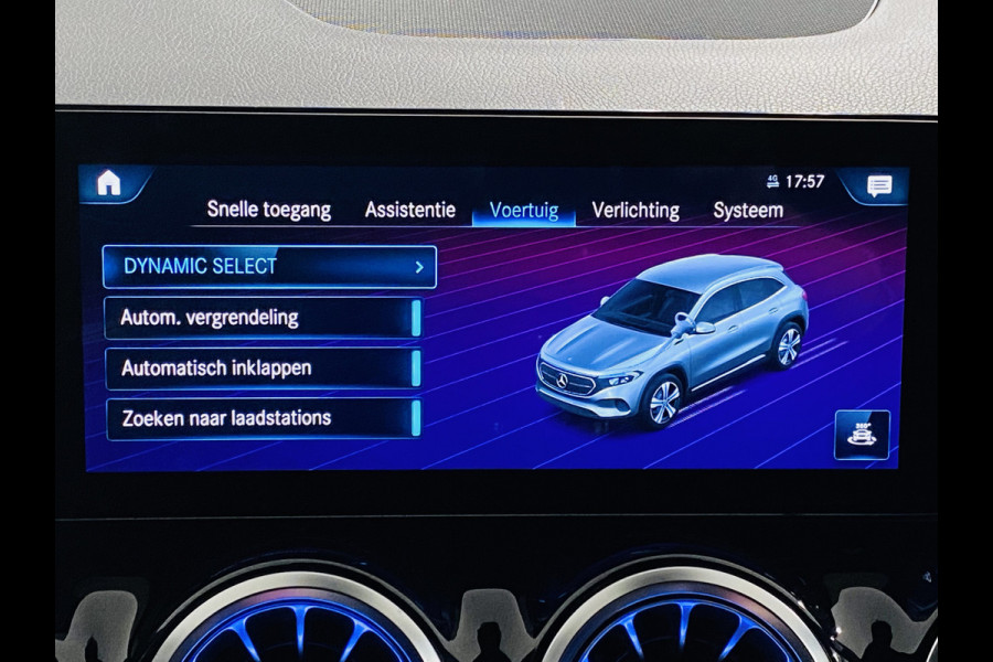 Mercedes-Benz EQA 250 // 18" Velgen // Privacy Glass // Easy pack achterklep // Dodehoekassistent // Sfeerverlichting // Apple Play // Android Aut