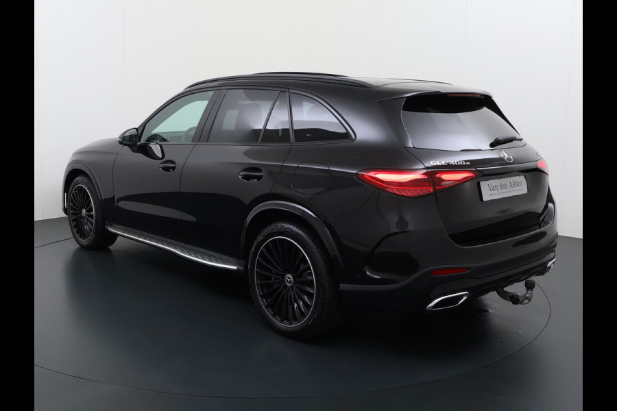 Mercedes-Benz GLC 400e 4Matic AMG // Trekhaak // Luchtvering // Meesturende Achteras // Panoramadak // Nightpakket // 360 Camera // Digital Light