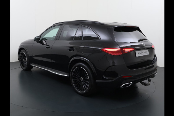 Mercedes-Benz GLC 400e 4Matic AMG // Trekhaak // Luchtvering // Meesturende Achteras // Panoramadak // Nightpakket // 360 Camera // Digital Light
