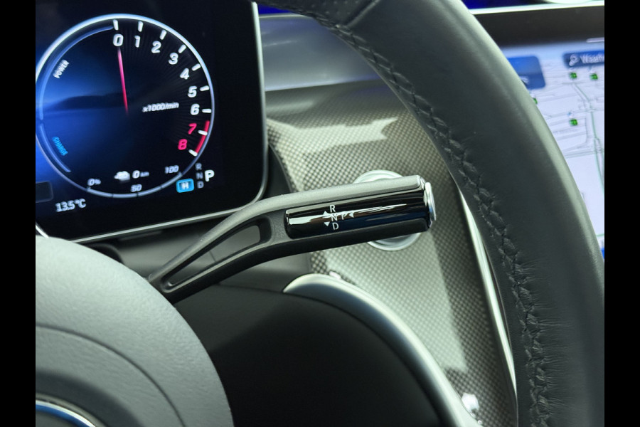 Mercedes-Benz GLC 400e 4Matic AMG // Trekhaak // Luchtvering // Meesturende Achteras // Panoramadak // Nightpakket // 360 Camera // Digital Light