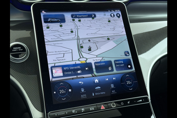 Mercedes-Benz GLC 400e 4Matic AMG // Trekhaak // Luchtvering // Meesturende Achteras // Panoramadak // Nightpakket // 360 Camera // Digital Light