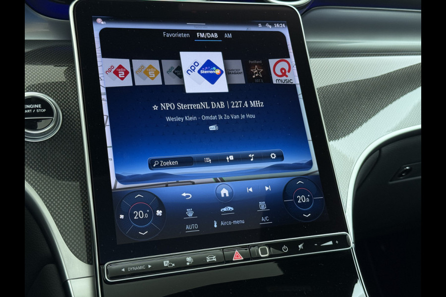 Mercedes-Benz GLC 400e 4Matic AMG // Trekhaak // Luchtvering // Meesturende Achteras // Panoramadak // Nightpakket // 360 Camera // Digital Light