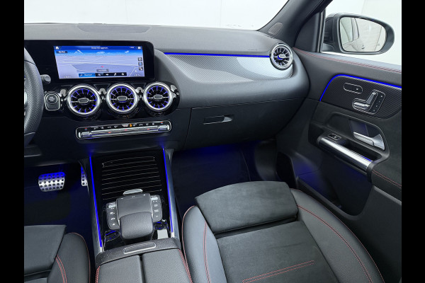Mercedes-Benz GLA 250e AMG // Memory Stoelen // Distronic // Panoramadak // Rij Assistentiepakket // MultiBeam LED // Carplay // Nightpakket