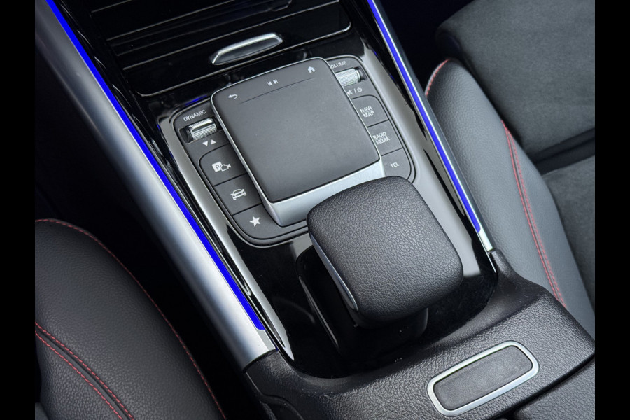 Mercedes-Benz GLA 250e AMG // Memory Stoelen // Distronic // Panoramadak // Rij Assistentiepakket // MultiBeam LED // Carplay // Nightpakket