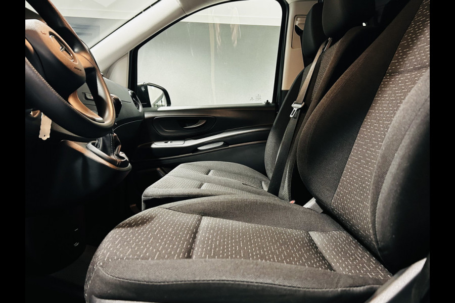 Mercedes-Benz Vito 110 CDI Lang // Airco // Navigatie// // Achterklep // Bumpers in kleur // Groot Scherm // Betimmering