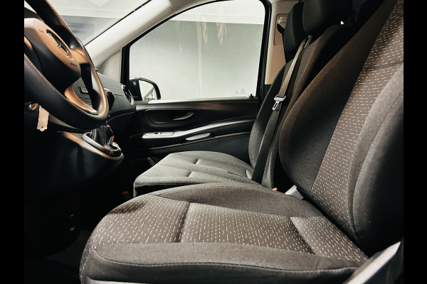 Mercedes-Benz Vito 110 CDI Lang // Airco // Navigatie// // Achterklep // Bumpers in kleur // Groot Scherm // Betimmering