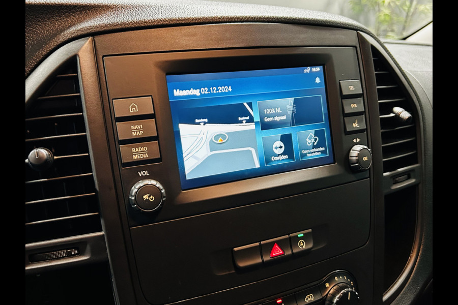 Mercedes-Benz Vito 110 CDI Lang // Airco // Navigatie// // Achterklep // Bumpers in kleur // Groot Scherm // Betimmering