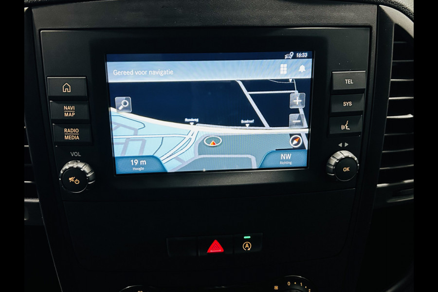 Mercedes-Benz Vito 110 CDI Lang // Airco // Navigatie// // Achterklep // Bumpers in kleur // Groot Scherm // Betimmering