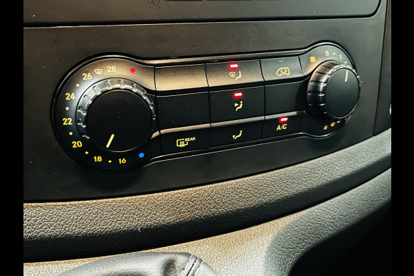 Mercedes-Benz Vito 110 CDI Lang // Airco // Navigatie// // Achterklep // Bumpers in kleur // Groot Scherm // Betimmering