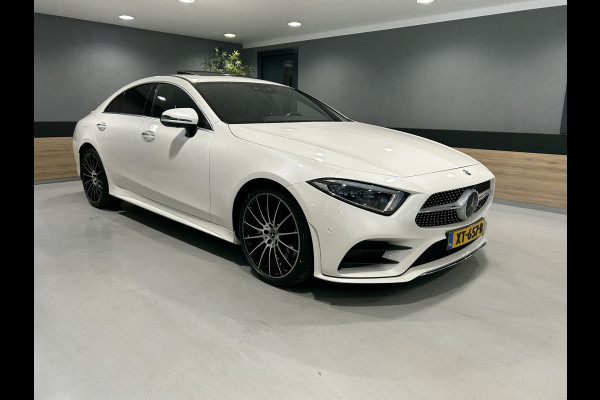 Mercedes-Benz CLS-Klasse 450 4Matic AMG // Burmester // 360 Camera // Sunroof // Trekhaak // 20 inch // Designo White // Distronic