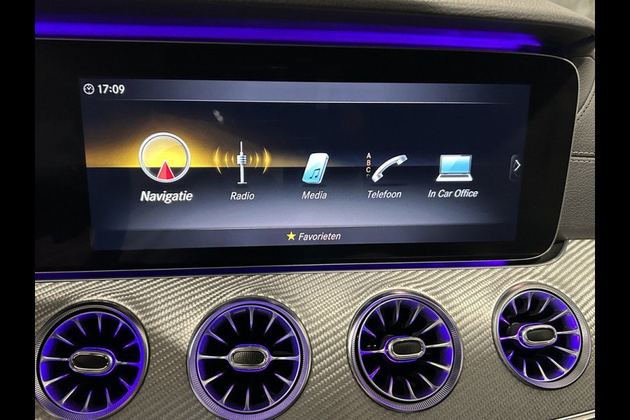 Mercedes-Benz CLS-Klasse 450 4Matic AMG // Burmester // 360 Camera // Sunroof // Trekhaak // 20 inch // Designo White // Distronic