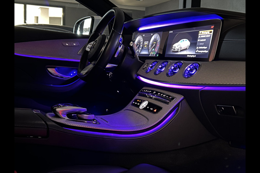 Mercedes-Benz CLS-Klasse 450 4Matic AMG // Burmester // 360 Camera // Sunroof // Trekhaak // 20 inch // Designo White // Distronic