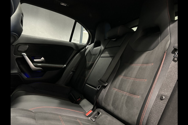 Mercedes-Benz A-Klasse 250e AMG// Panoramadak // Memory // MultiBeam LED // Keyless // Magno Grijs // Augmented