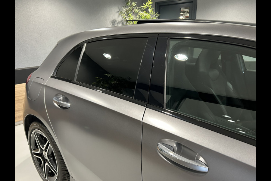 Mercedes-Benz A-Klasse 250e AMG// Panoramadak // Memory // MultiBeam LED // Keyless // Magno Grijs // Augmented