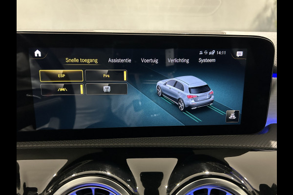 Mercedes-Benz A-Klasse 250e AMG// Panoramadak // Memory // MultiBeam LED // Keyless // Magno Grijs // Augmented